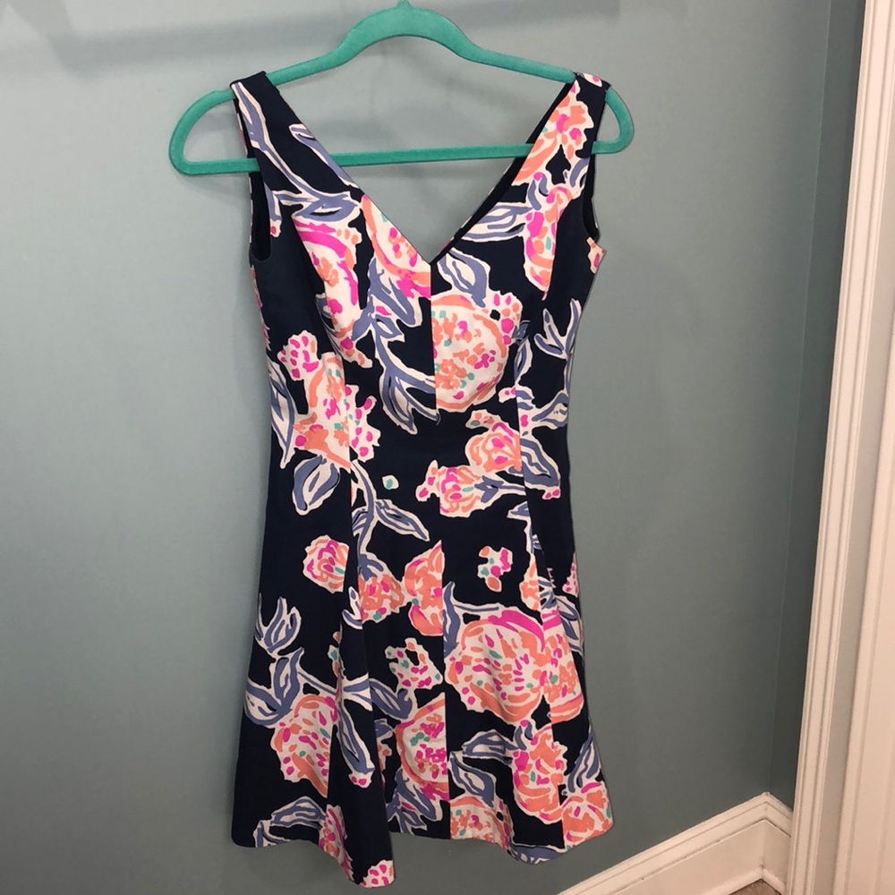 Lilly Pulitzer full clove navy Pom Poms